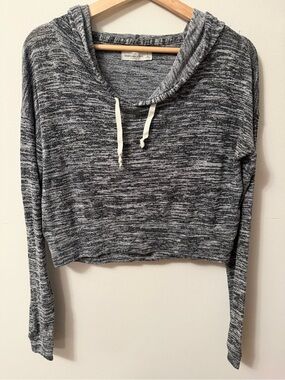 Abercrombie & Fitch Heather Gray Knit Top